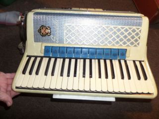 Vtg Scandalli Accordion 714 / 96 Made In Italy W/case