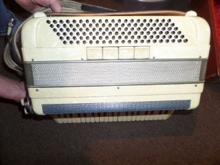 Vtg Scandalli Accordion 714 / 96 Made In Italy W/Case 2