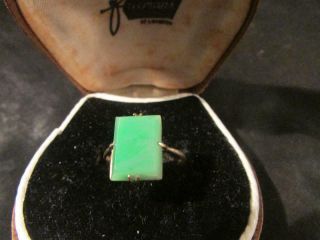 Lovely Art Deco Chinese 18ct Gold & Jade Ring