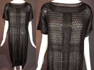 Vintage Art Deco Black Silk Chiffon Beaded Geometric Grid Pattern Flapper Dress