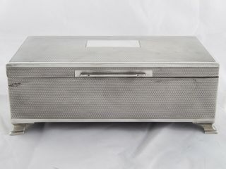 Quality Vintage Solid Sterling Silver Engine Turned Cigarette Trinket Box 1946