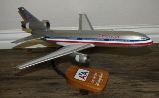 Vintage American Airlines Dc - 10 - 30 Luxury Liner Model Airplane