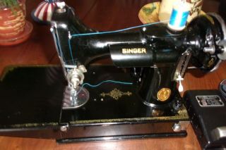 Rare Singer 221 Featherweight Sewing Machine W/case,  More S/n Ad549224