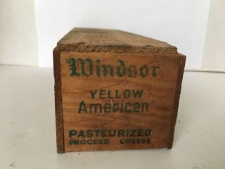 Vintage 2 Pound Windsor Wooden Cheese Box Pasteurized American Cheese Wisconsin 5