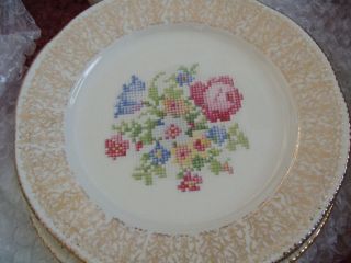Vintage China Homer Laughlin Petit Point Floral Liberty Gold Filigree Dishes 57 2