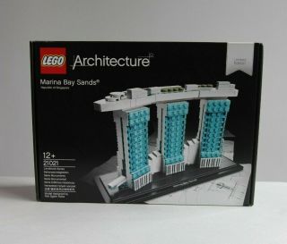 Collector Lego Architecture 21021 Rare Marina Bay Sands.  In Usa.