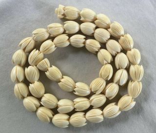 Vintage Carved Hawaiian Pikake Flower Wedding Bead Necklace.  23.  5” Long 54.  5 Gm