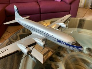 Vintage 1/72 Pan Am Dc - 6 By Atlantic Models With Berlin Wall Brass Plaque