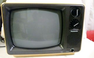 Vintage Panasonic Tr - 1202p 12 " Crt Portable Black & White Television Nov 1978