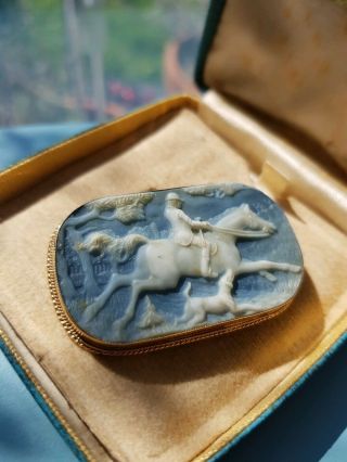 Antique vintage 9kt Gold 375 Classical Hunting Horse Dog Cameo Brooch/badge ONYX 2