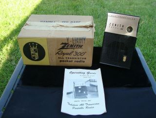 Vintage Black Zenith Transistor Radio Royal 300