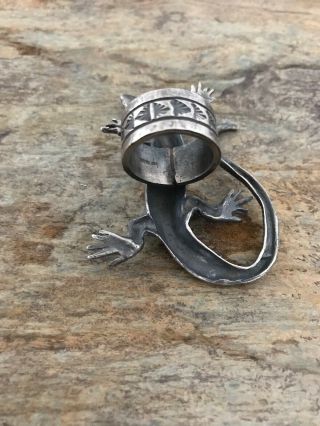 Vintage Old Pawn Sterling Silver Lizard Ring.  Size 6 11