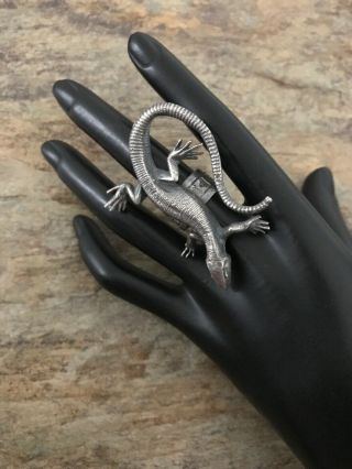 Vintage Old Pawn Sterling Silver Lizard Ring.  Size 6 2