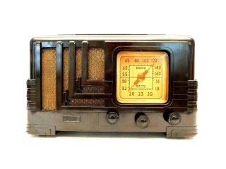 Vintage 1940s Restored Art Deco Fada Mid Century Antique Old Bakelite Tube Radio