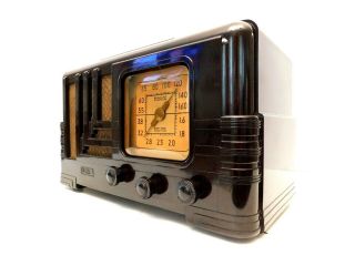 VINTAGE 1940s RESTORED ART DECO FADA MID CENTURY ANTIQUE OLD BAKELITE TUBE RADIO 2