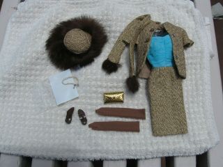 Complete 1965 Vintage Barbie Gold N Glamour 1647 Outfit
