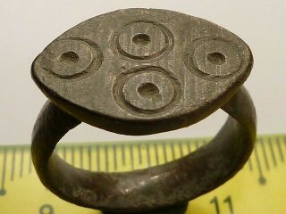 2819 Ancient Roman Bronze Ring With A Decoration 18 Mm.
