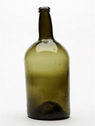 FINE LARGE ANTIQUE GREEN GLASS WINE BOTTLE C.  1800 4