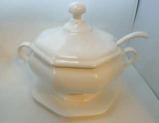 Vintage Large Ceramic 4 Piece White Soup Tureen Ladle Lid Base 8 Sided