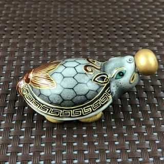 Chinese Collectible Old Porcelain Longevity Turtle Handwork Antique Snuff Bottle