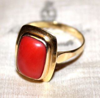 Vintage 18 ct yellow gold chunky coral dress ring statement size S 6