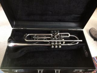 King Silver Flair trumpet,  Early 1970s Vintage. 11