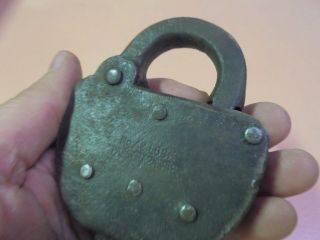 Vintage Iron Adlake No.  48 Lock with GNRY L.  Key 4