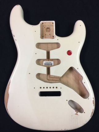 Fender Vintage 60s Ri Road Worn Stratocaster Body Nitro Olympic White