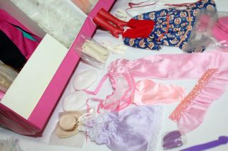 1980 ' s Barbie Grab bag 11 Barbies,  Peaches n cream,  Fashion Fun & more EC 12