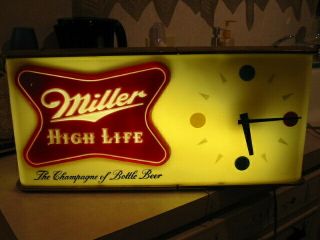 Vintage 1957 Miller High Life Beer Lighted Wall Clock & Sign & Dots.  MAN CAVE 2