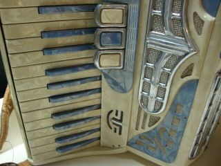 VINTAGE CINGOLANI ACCORDION W/ CASE MADE IN ITALY READY TO PLAY NO ISSUES 4