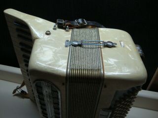VINTAGE CINGOLANI ACCORDION W/ CASE MADE IN ITALY READY TO PLAY NO ISSUES 5
