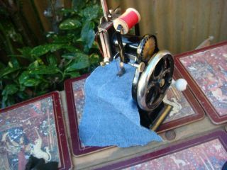 Antique Old Vintage Victoria 1880s DORMAN LockStitch Sewing Machine See Video 10