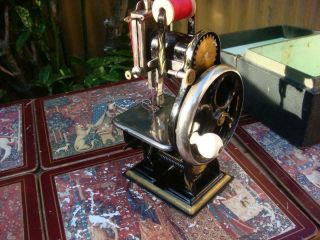 Antique Old Vintage Victoria 1880s Dorman Lockstitch Sewing Machine See Video