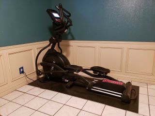 Sole Fitness E35 Elliptical Trainer (rarely) With Mat