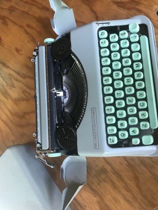 Antique 1952 Hermes Rocket Vintage Typewriter 3