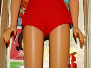 Barbie: VINTAGE Blonde SWIRL PONYTAIL BARBIE Doll w/BOX 5