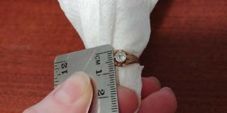 Vtg 10K Rose Gold Patterned Embossed Diamond Ring - Approx.  Size 9.  5 - Size 10 2