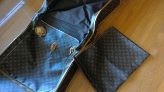 Authentic Vintage LOUIS VUITTON LARGE LUGGAGE BAG ABOUT 22 X 51 INCHES/FC 2