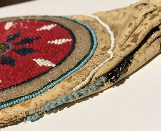 SIOUX AMERICAN INDIAN ANTIQUE EARLY 1900 ' S BEADED POUCH 8