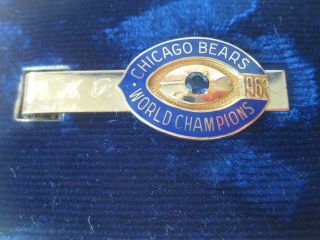 Vintage 1963 CHICAGO BEARS NFL CHAMPIONSHIP TIE CLIP 10K Gold w Sapphire Mono 2