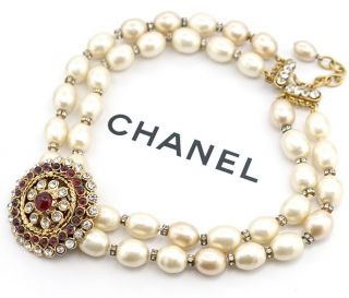 Authentic Chanel Gripoix Stone Round Charm Plearl Necklace Gold Tone Rare V1727
