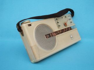 RARE FIND 1950s Vintage Sony TR - 6 Historical Transistor Radio 3