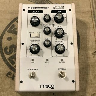 Moog Moogerfooger Mf - 104m Analog Delay Rare Limited Edition Lunar White