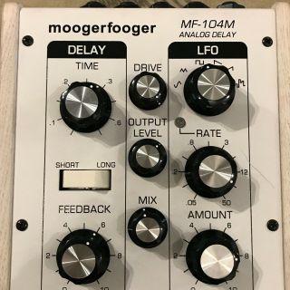 Moog Moogerfooger MF - 104M Analog Delay Rare Limited Edition Lunar White 2