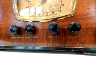 VINTAGE 1930s OLD EMERSON NEAR ANTIQUE INGRAHAM RADIO CABINET 6
