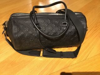 Rare Louis Vuitton Papillon Neo Black Crossbody Unisex Bag No Signs Of Wear