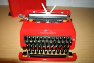 Vintage Olivetti Valentine S Red Typewriter in Case - Well 5