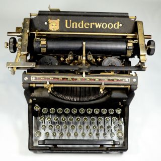 Vintage Antique No 5 Underwood Standard Typewriter Great