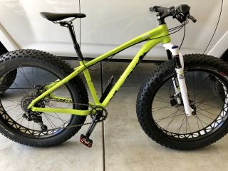Awesome & Rare Well Maintained Small 2015 Specialized Fatboy Pro